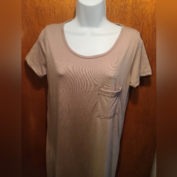 Stevie Hender tan/sand t-shirt shorts sleeve dress szL never worn - Picture 3 of 6